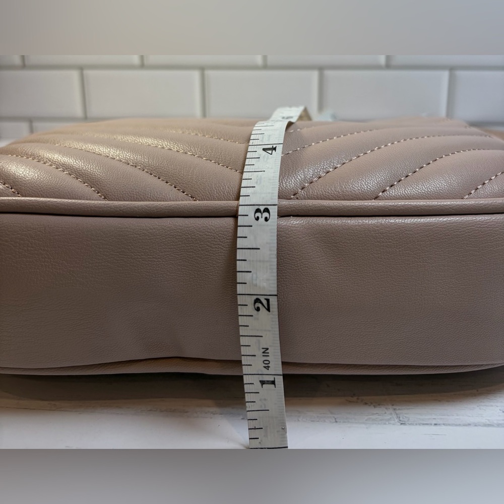 Bebe Quilted  Tyler Camera Crossbody Dusty Rose - Picture 7 of 12